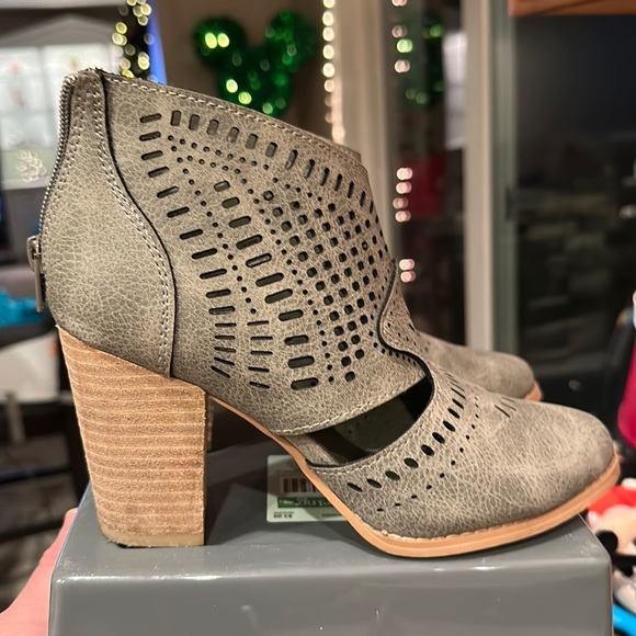 Very G shoes - Picture 1 of 5